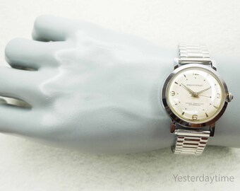 Frontenac Sovereign Men's Watch 1960's Swiss 1 Jewel Automatic Movement