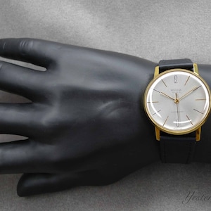 Wostok Antishock 1960&#39;s Foreign 18 Jewel Manual Movement Gold Plated Case