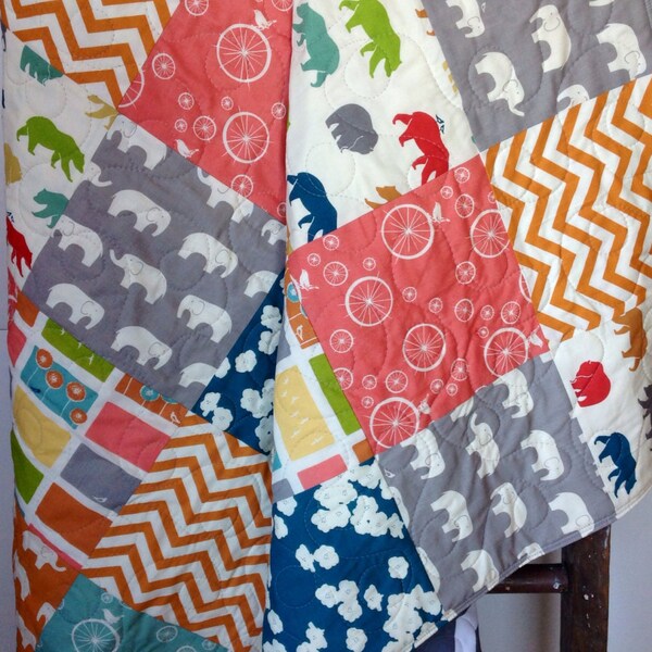 Gender Neutral Baby Quilt, Modern, Organic, Mod Basics, Ellie Family, Bear Hike, Chevrons, Crib Bedding, Baby Bedding, Baby Blanket