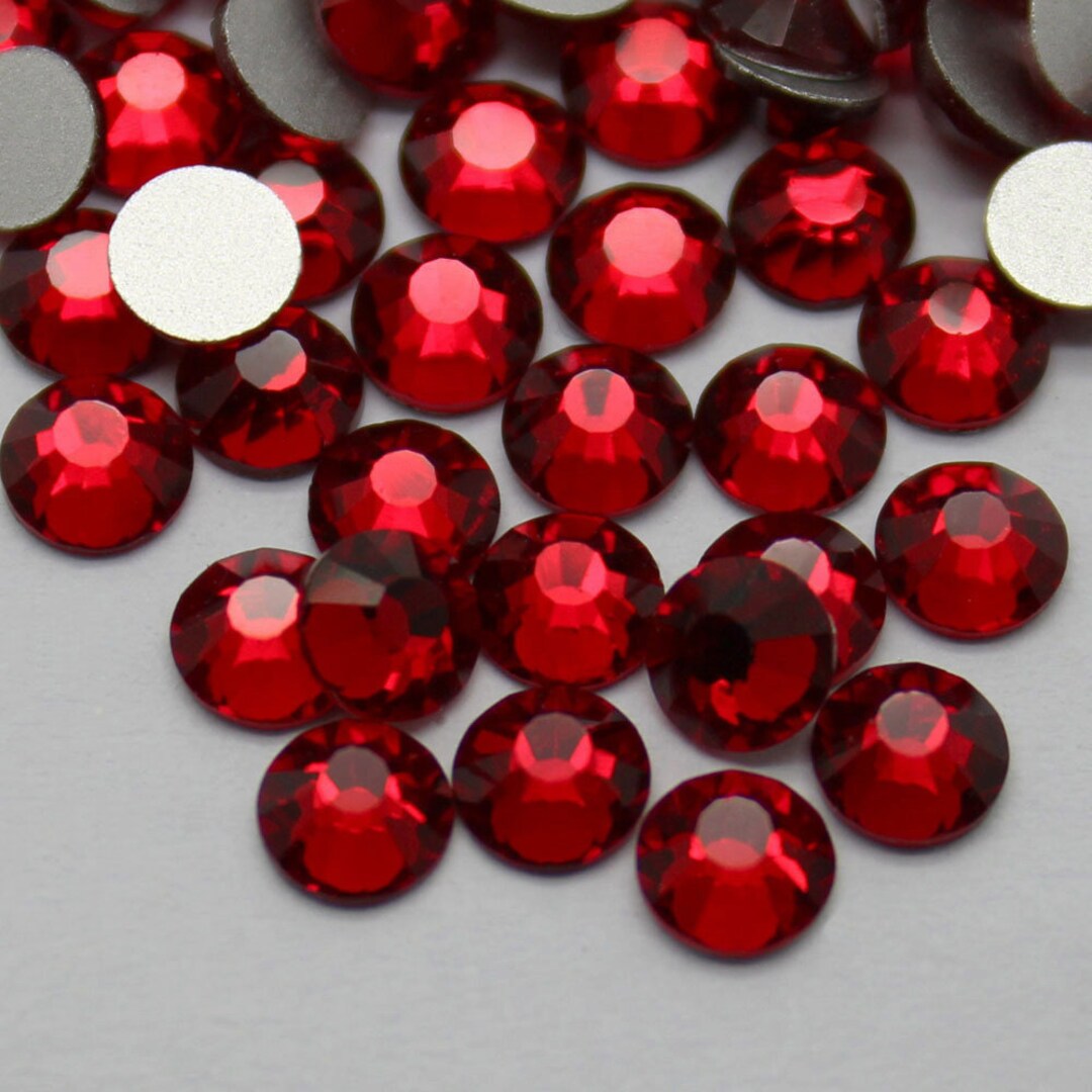 Smooth Red Rhinestone Deep Red -- Crystal Glass Rhinestones Flatback High Quality No Hotfix ...
