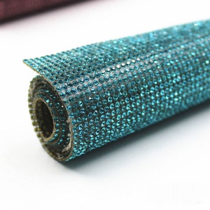 Lago blu - vetro strass Hot fix o Applique adesivo Self / foglio di adesivi 2mm (SS8)