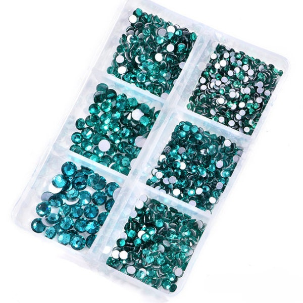 Teal Green - 1180 Pieces 6 Sizes in Box High Quality Flat Back Glass Rhinestones / Cell Phone Deco / Nail Art Deco