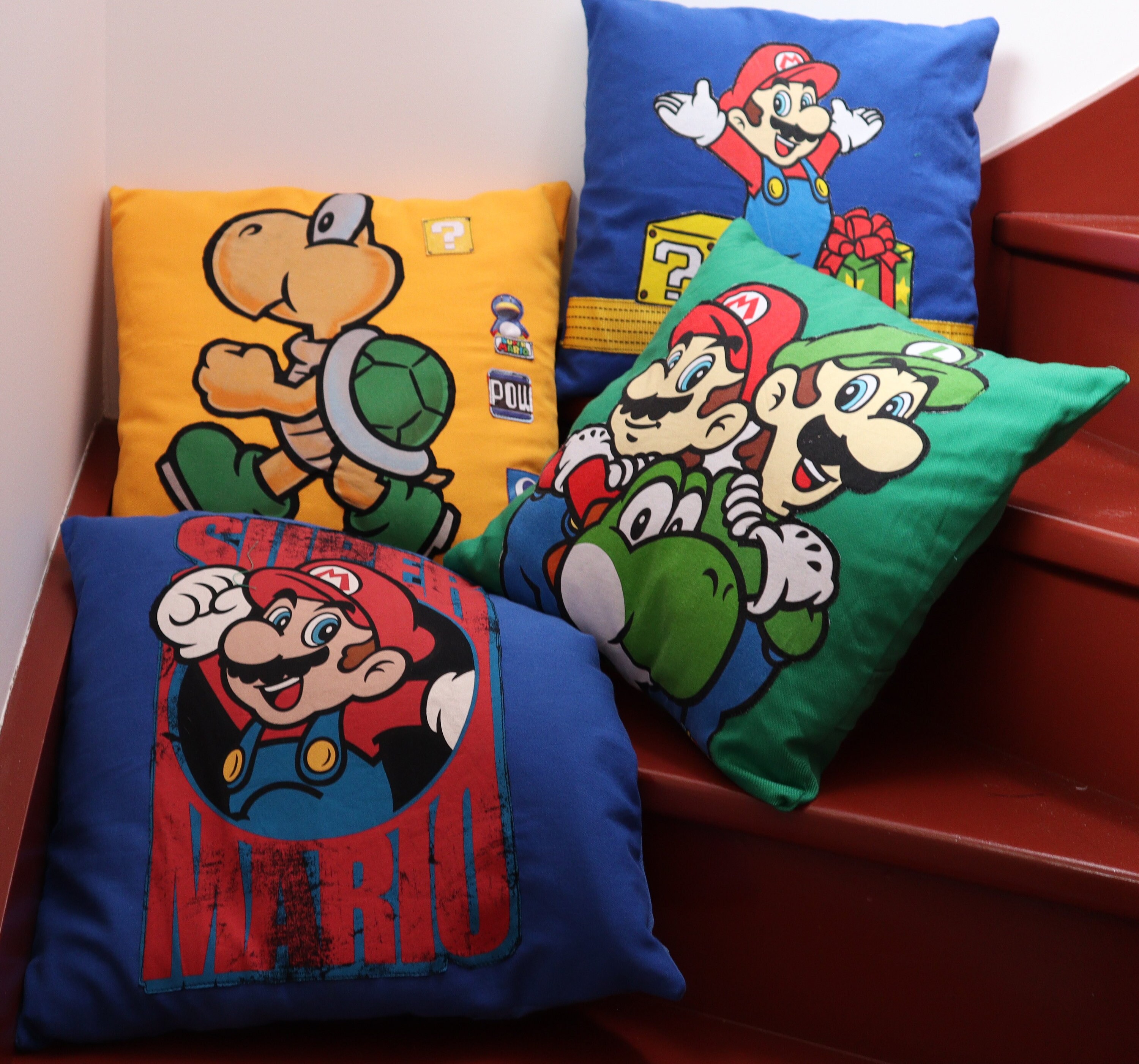 Coussin Décoration Super Mario Retro Gaming en Tissu et Bleu de Travail Recyclé