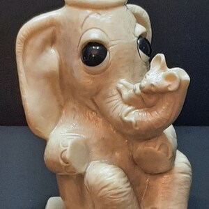 1970s Russ Berrie & Wallace Berrie #812 I'm glad I found you. Sweet Figurine