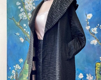 1950s Black with Mod Striped Lining Swing Coat Dry Cleaned Ready to Wear Plus size L Handmade