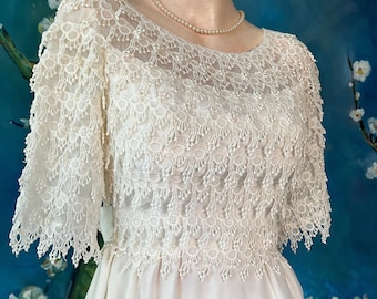 1950s Sabrina Givenchy-esce Princess Bride Beach Wedding Dress Cream Silk Organza Lace Scoop Neck Boho Prairie Gown Small BRIDAL ORIGINALS