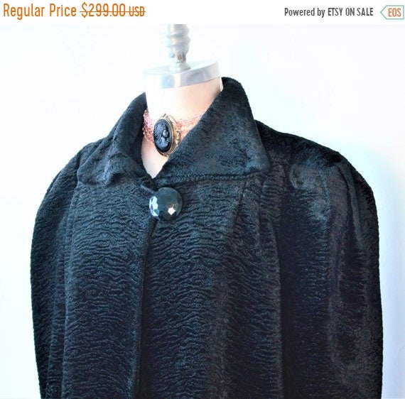 SAVE NOW 50% Off Haute Couture 1940's Coat Black L