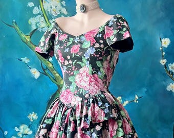 Cottagecore Dress 80s Garden Party Dress Black Pink Rose Botanical Print Polished Cotton Drop Waist Bodice High Low Skirt size XS by LORALIE