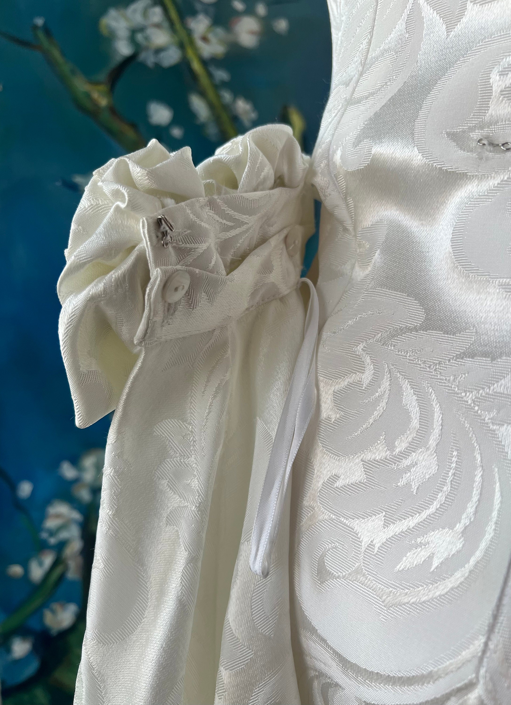 Gunne Sax Cream Brocade Fabric Sleeveless Sheath Wedding