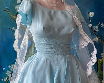 50s Fairytale Princess Bride Cinderella Blue Wedding Dress Baby Blue Taffeta Full Tulip Skirt Classic Audrey Hepburn Ball Gown Style size S