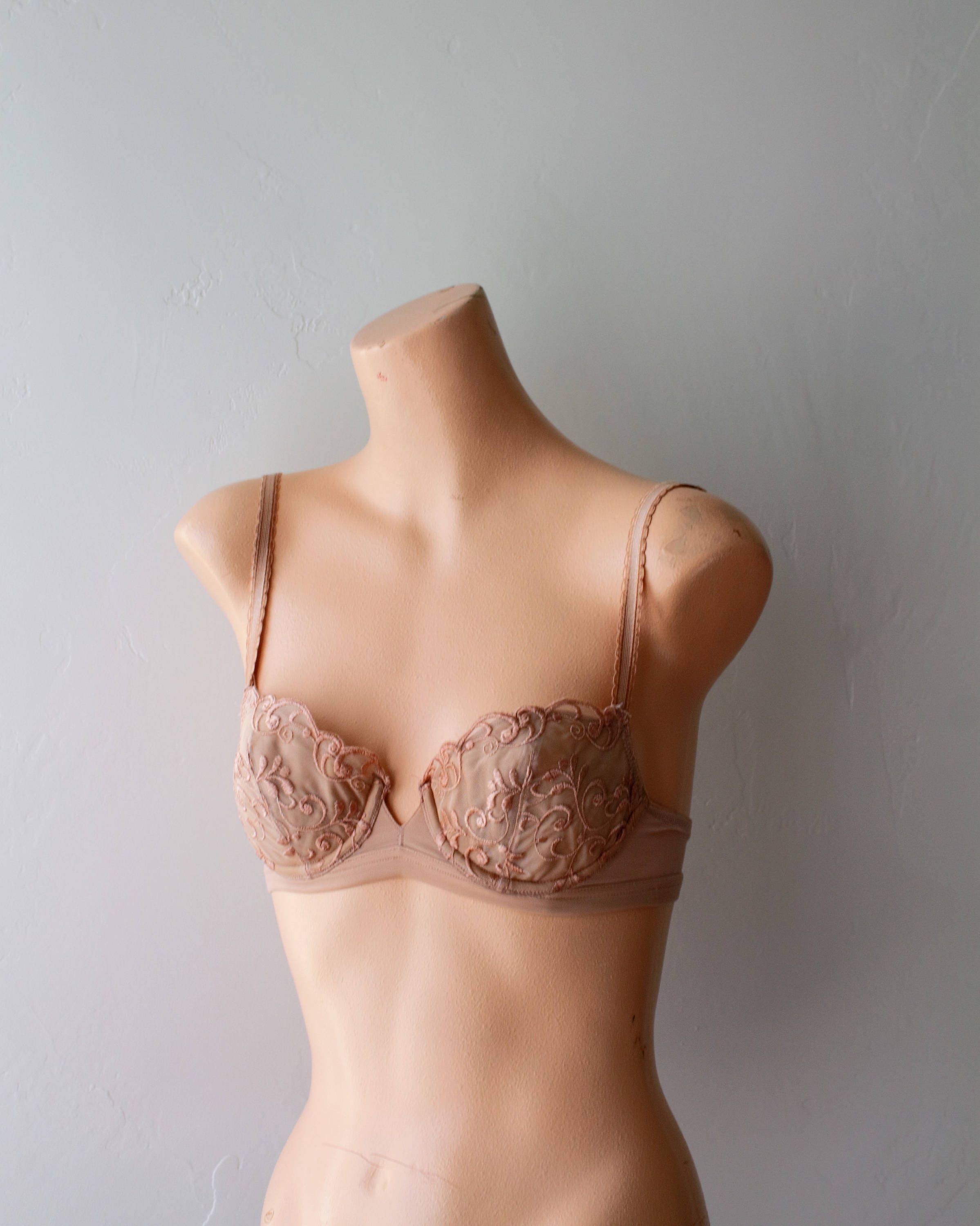 Victorias Secret Balcony Bra Balconette Bra Nude Embroidery Underwire Beige  Bra 34A Pink Label