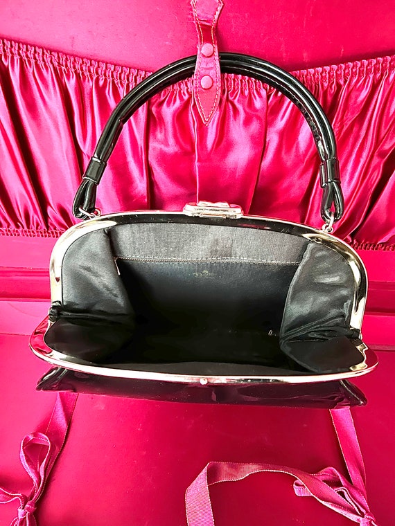 Giulia Purse with Strap | Italian Vegetable Leather | Detachable Strap – I  Medici Leather