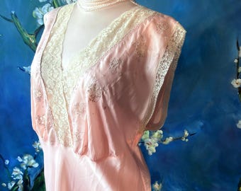 40s Peach Pink Lingerie Nightgown Bias Cut Silk Slip on Dress Plus Size 18 B44xW44xH50