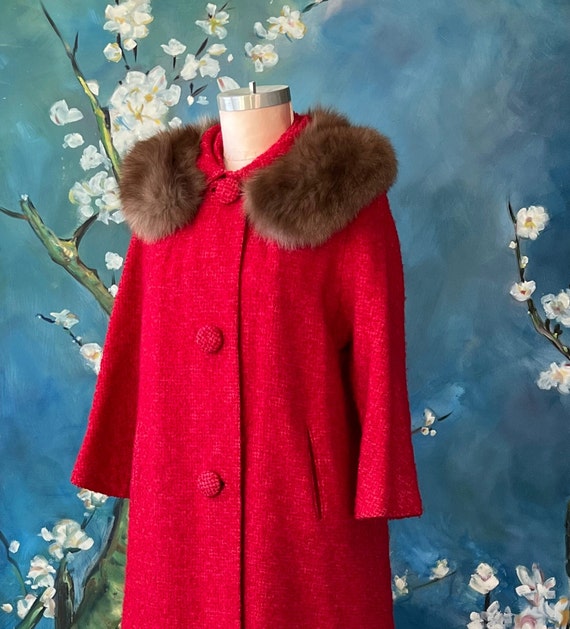 1950s Red Boucle Wool Coat Fur Collar Large Match… - image 4