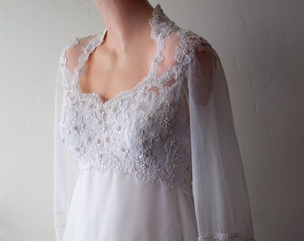 PRISCILLA of BOSTON size Small Bishop Sleeve 70s Chiffon Wedding Dress White Beach Wedding Modest Wedding Dress Fairy Wedding Dress