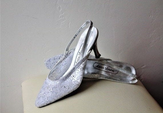 Lace Wedding Shoes Rhinestone Trim Cinderella Dre… - image 1
