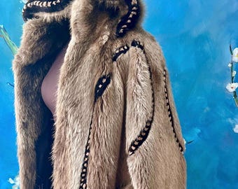 Vintage Caribou Fur Coat - Alaska Inuit Style Eskimo Parka - Anthro Style Vibes  Size L-XL by Alan Cherry