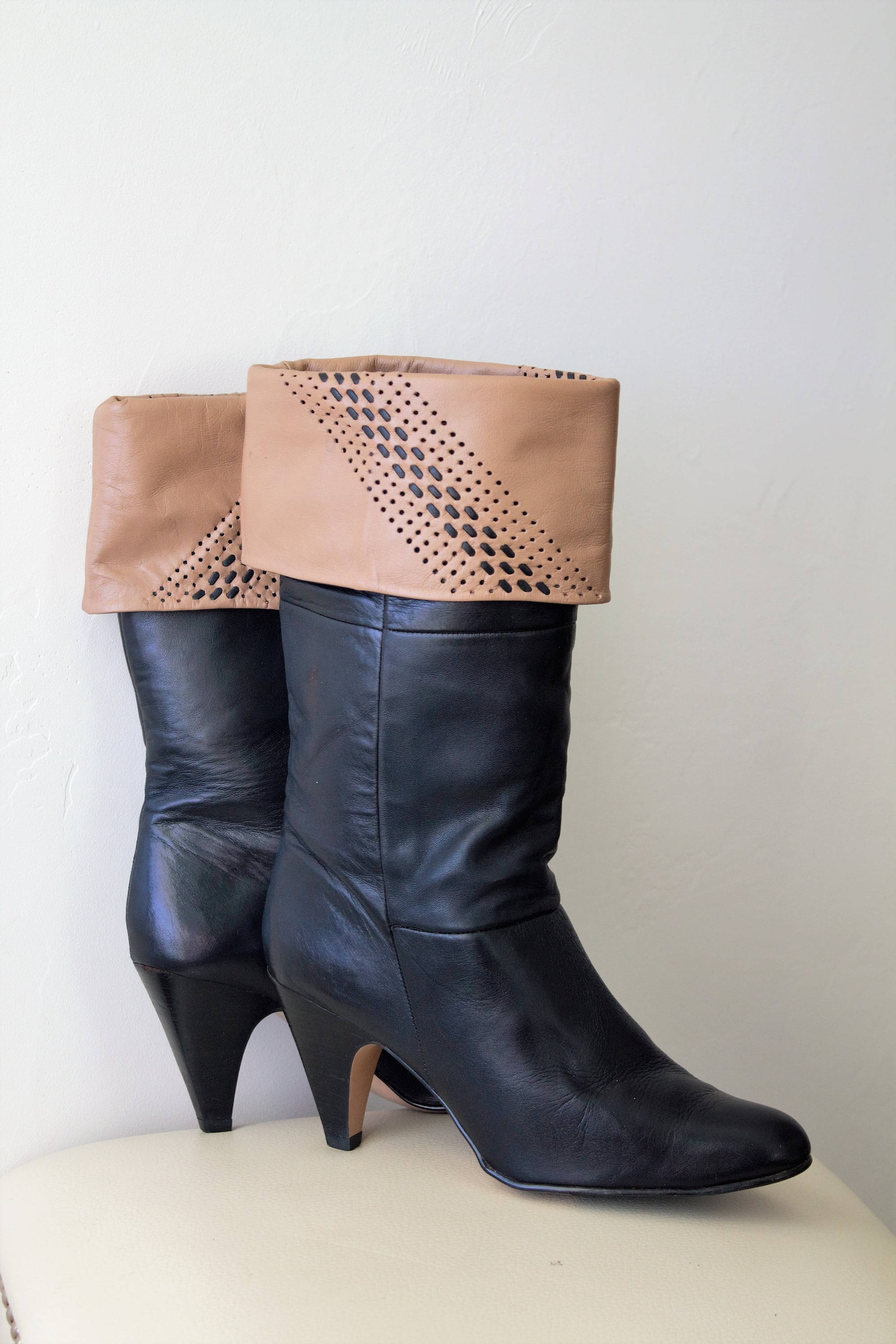 80's Black Boots Women Leather Boots Biege Cuffs Ankle Etsy