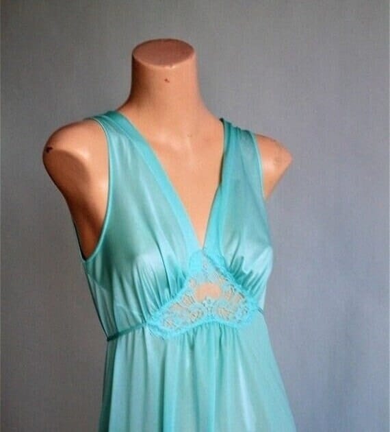 LORRAINE Small Honeymoon Lingerie Mint Pale Green… - image 1