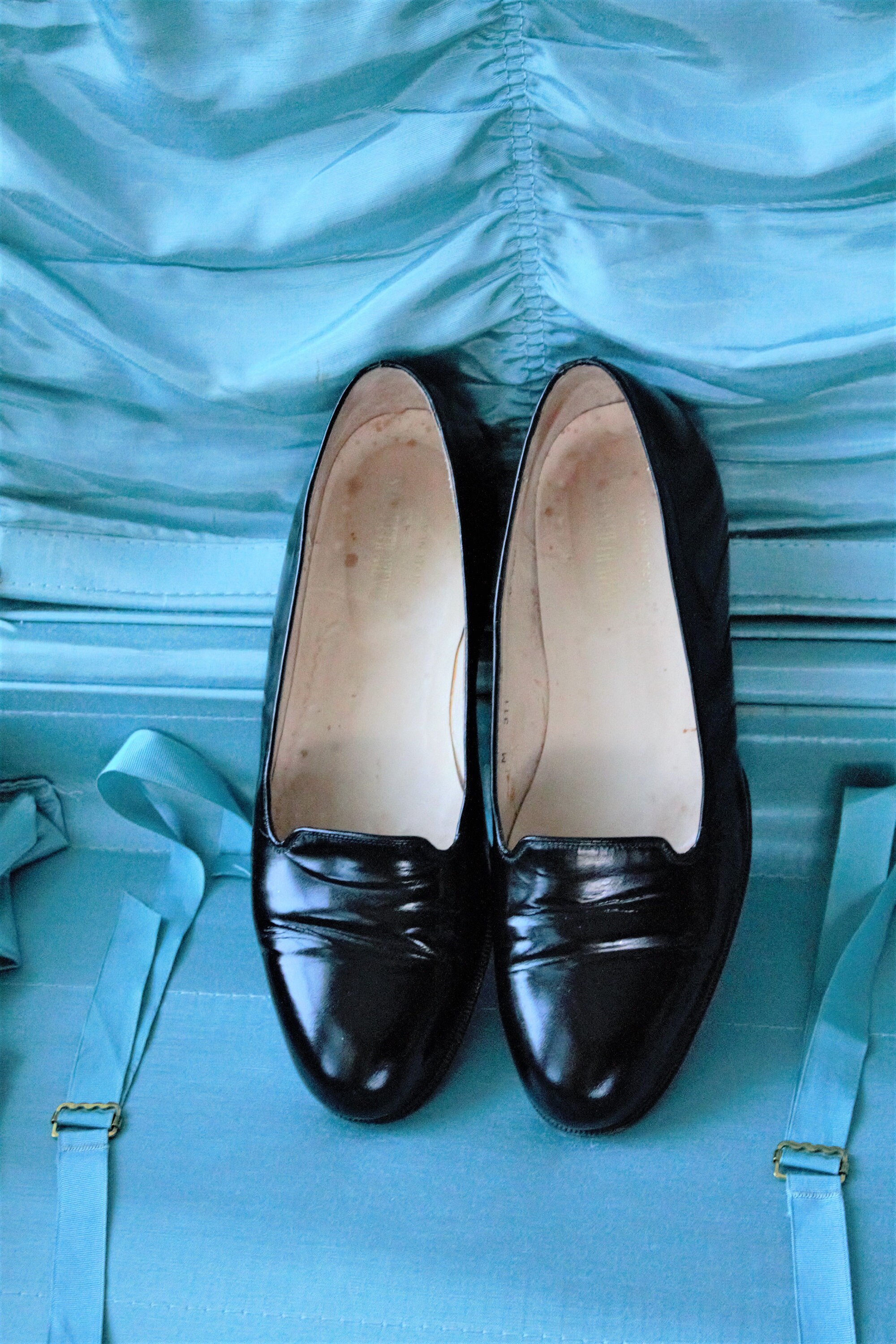 tuxedo loafers black