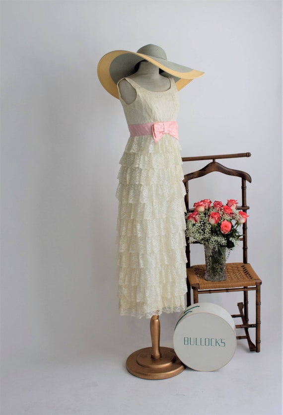 Audrey Hepburn Vibe 60s Cream Tiered Lace Skirt Re