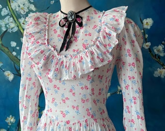 Gunne Sax Laura Ashley Vibe 1930s Lawn Dress 1930s Floral Dress Pink Rose Blue Bow Print Cotton Voile Ruffle Bodice Skirt Rare L Plus Size