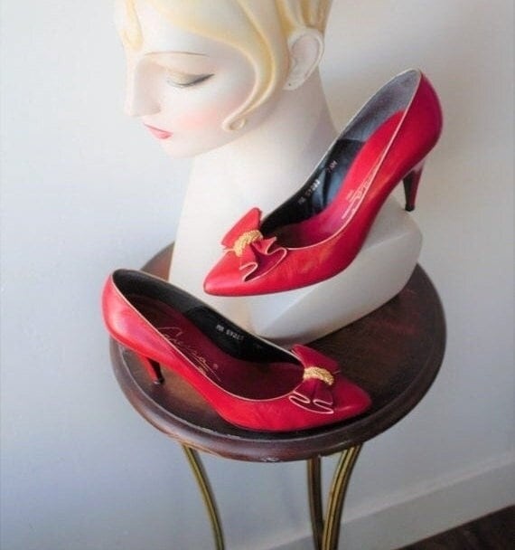 Cherry Red Heels by CARESSA size 7.5 Marilyn Monro