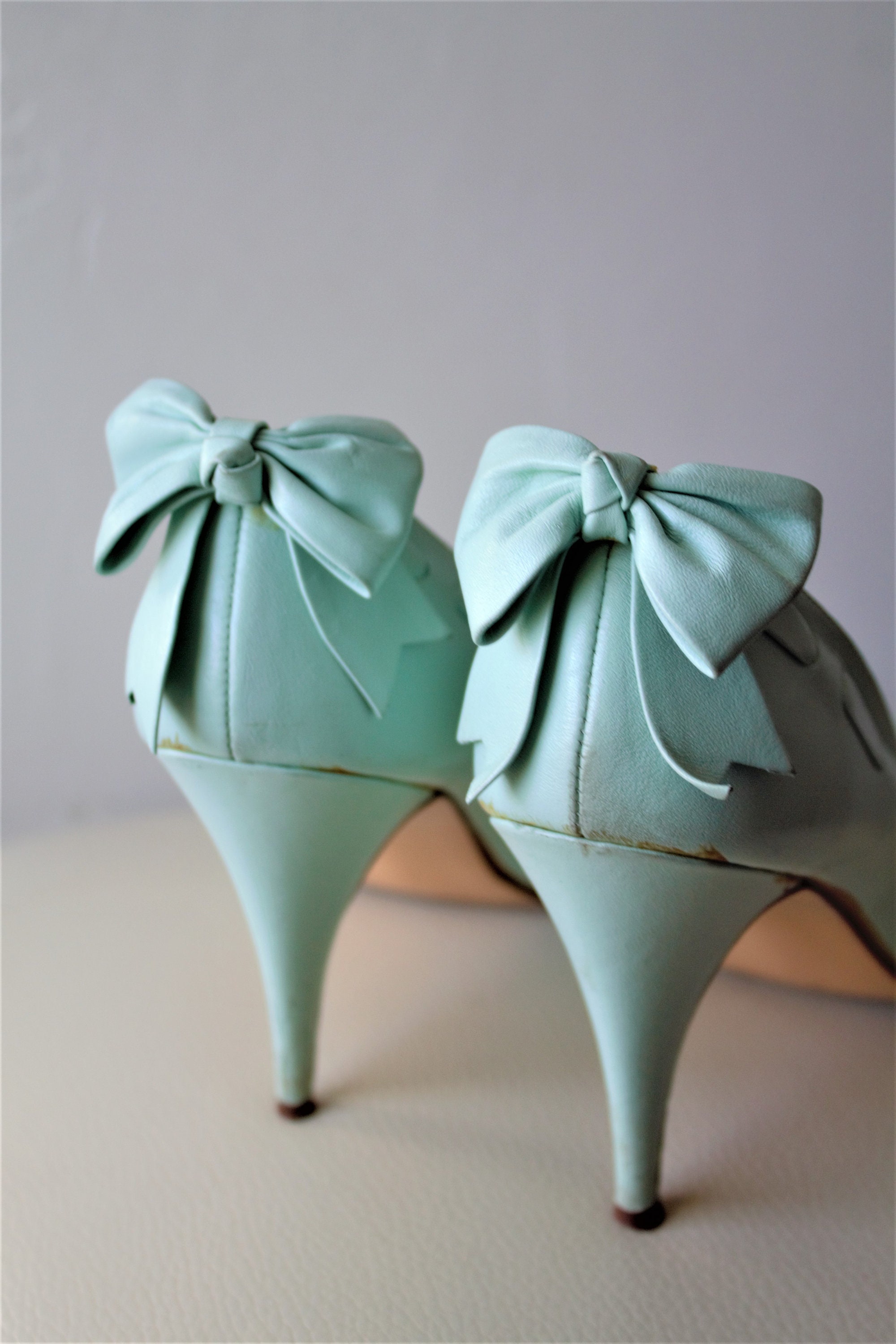 aqua green heels