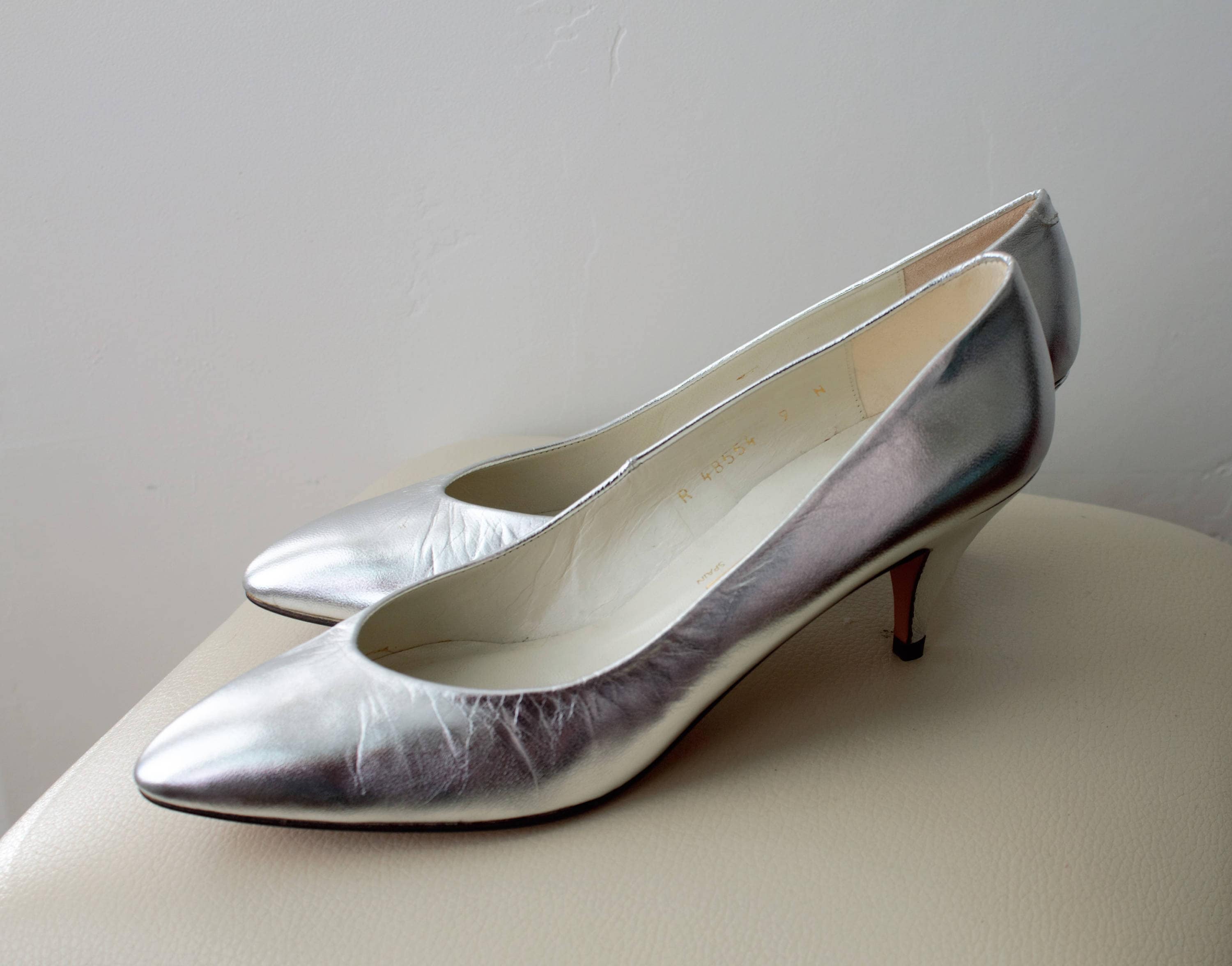 summer silver pump
