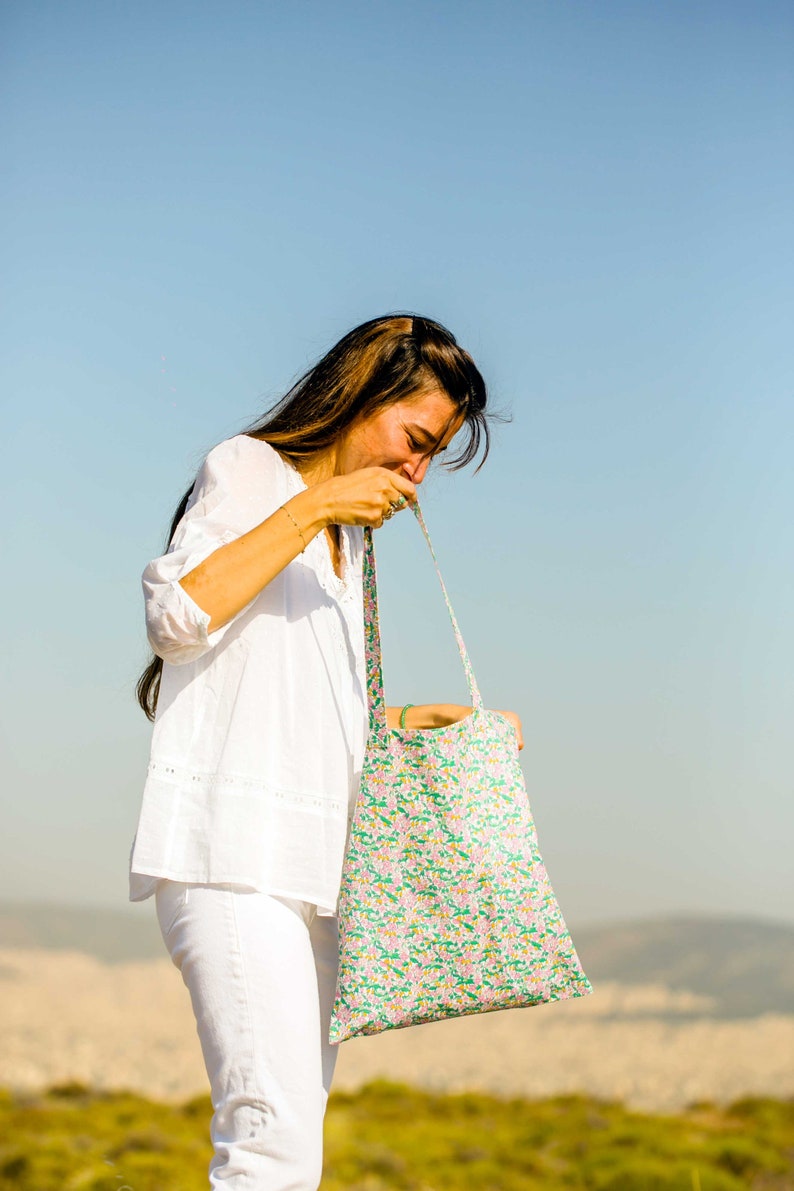 Liberty of London Tote, Market Bag Reusable, Floral Tote Bag, Cute Tote Bag with Pocket, Liberty Library Bag, Cotton Fabric Tote Bags image 2