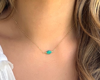 Kleine turquoise ketting, sierlijke turquoise hanger, kleine turquoise sieraden voor haar, cadeau voor haar, satellietketting, turquoise choker