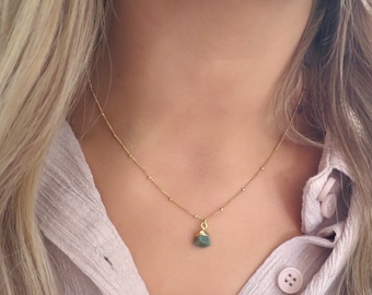 Raw Emerald Necklace, Dainty Emerald Gold Necklace, Rough Emerald Pendant, Gold Emerald Jewelry, May Birthstone Necklace, Dainty Emerald
