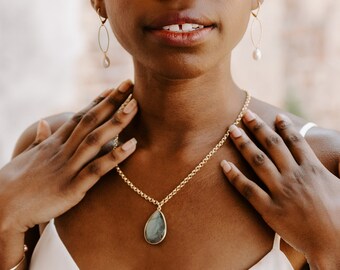 Large Labradorite Pendant, Rainbow Labradorite Necklace, Gold Labradorite Teardrop Pendant, Labradorite Jewelry Gold, 14k Gold Filled Chain