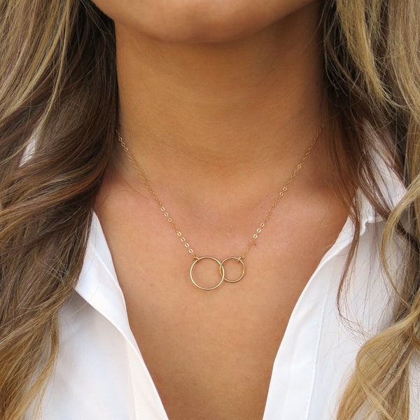 Interlocking Circle Necklace Gold, Interlocking Ring Necklace, Two Rings, Gold Double Circle Gold, Connected Double Ring Gold, Two Circle