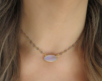 Dainty Rainbow Moonstone Necklace, Labradorite Chain Necklace, Gold Moonstone Necklace Gold, Labradorite Rosary Chain, Blue Flash Moonstone