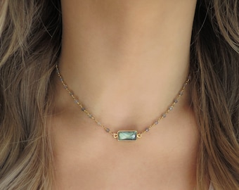 Gold Labradorite Necklace Gold, Dainty Labradorite Pendant, Labradorite Jewelry, Blue Flash Labradorite Small Labradorite Necklace for Women