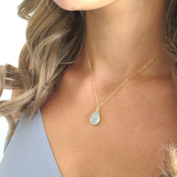 Aqua Chalcedony Necklace, Aqua Blue Necklace, Mint Blue Necklace, Blue Pendant, Aqua Necklace, Aqua Pendant, Blue Chalcedony Jewelry