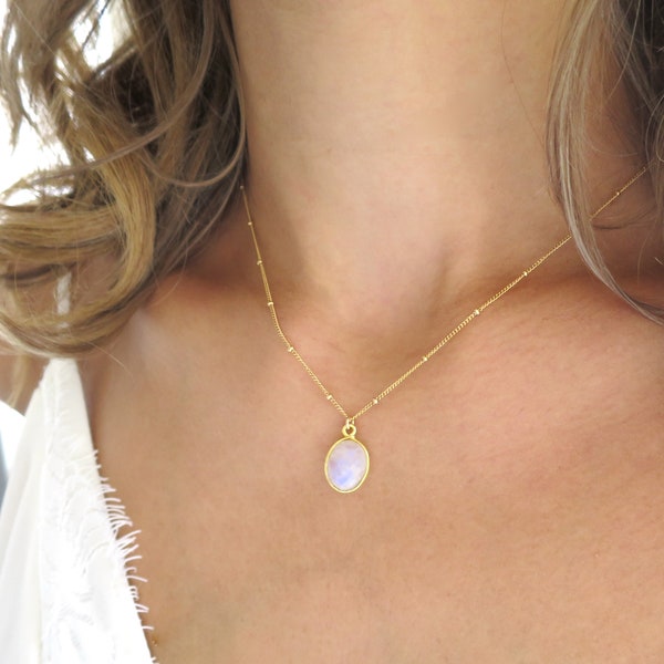 Small Gold Moonstone Necklace, Gold Fill Chain, Satellite Chain, Delicate Necklace, Rainbow Moonstone, Delicate Moonstone, Dainty Moonstone