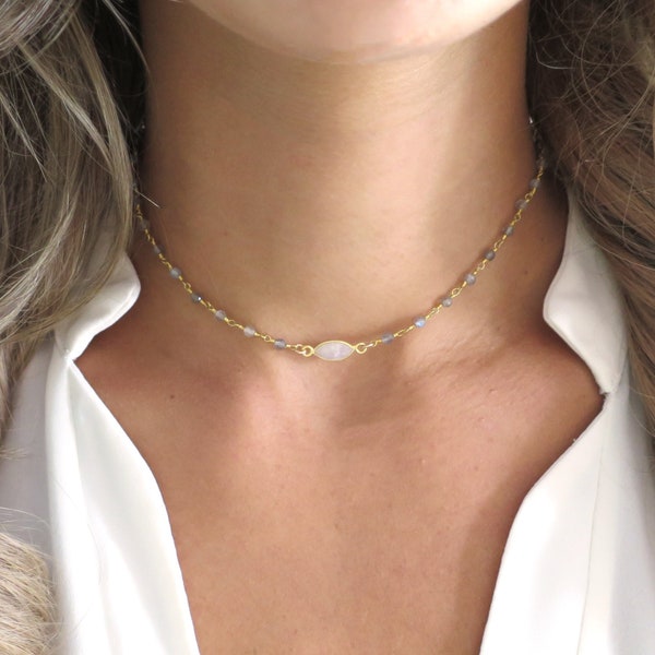 Dainty Moonstone Necklace, Labradorite Necklace, Gold Moonstone Pendant, Gold Labradorite Beaded Necklace, Tiny Moonstone Choker Labradorite