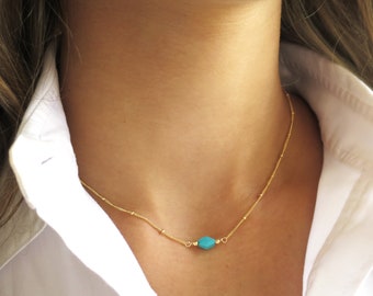 Sierlijke turquoise ketting, kleine turquoise hanger, kleine turquoise sieraden voor haar, cadeau voor haar, satellietketting, turquoise choker