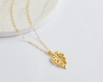 Gold Monstera Leaf Necklace, Palm Leaf Necklace, Foliage Necklace, Palm Necklace, Tropical Leaf Necklace, Vacation Necklace, Beach Necklace