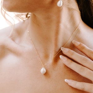 Large Baroque Pearl Necklace Gold, Gold Baroque Pearl Gold, Fireball Pearl Pendant, Baroque Pendant, Pearl Baroque Necklace for Women