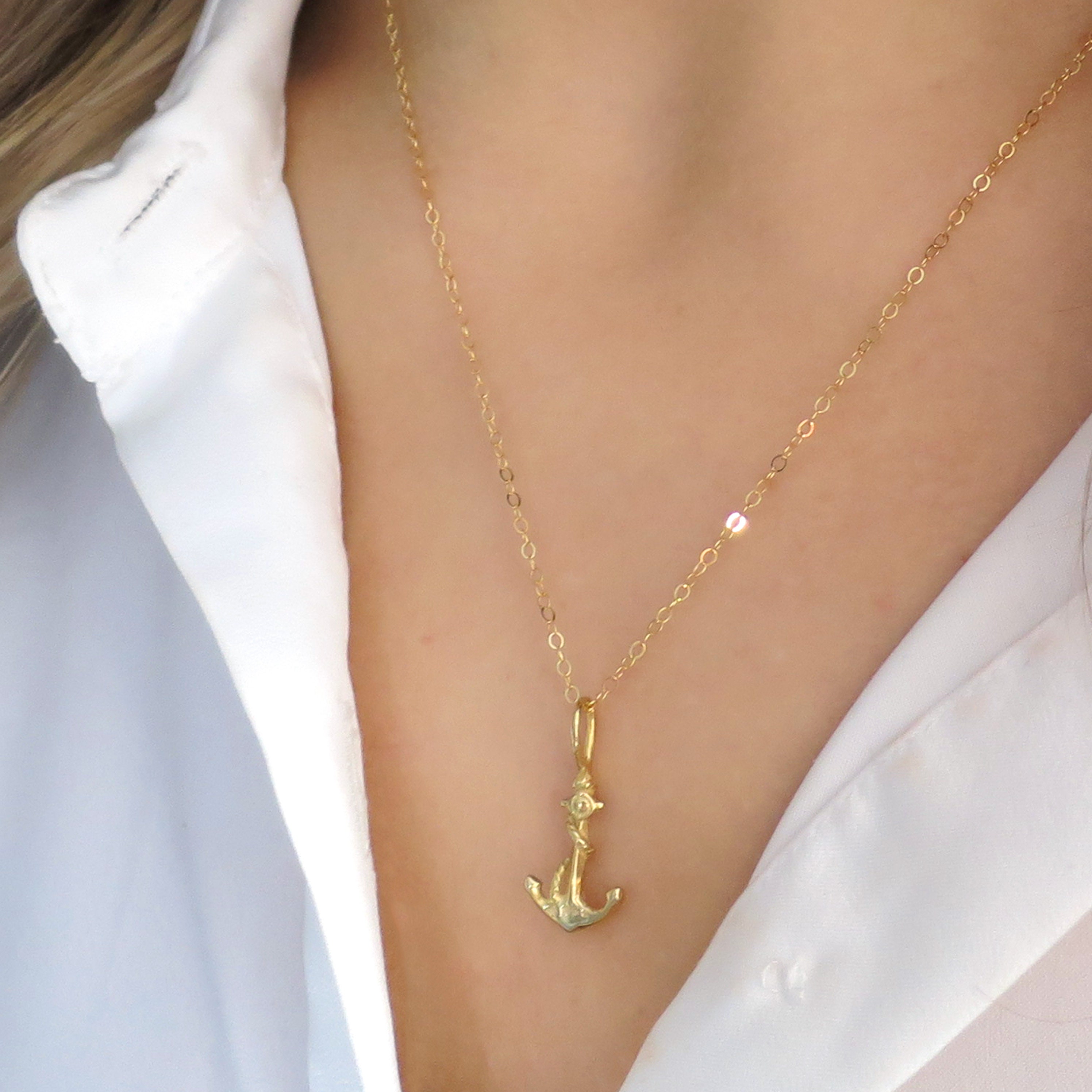 Womens gold deals anchor necklace