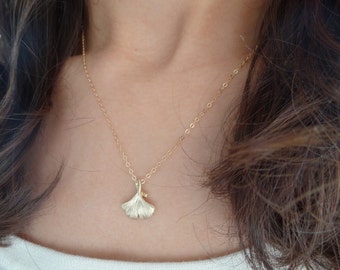 Gold Ginkgo Leaf Necklace, Ginkgo Necklace, Gold Necklace, Delicate Necklace, Thin Gold Chain, Everyday Necklace, 14k Gold Necklace