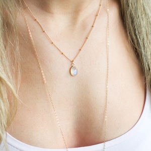 Rainbow Moonstone Necklace, Moonstone Pendant, Satellite Chain, Satellite Jewelry, 14k Gold Filled Necklace, Dainty Gold Necklace, Dew Drop