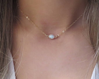 Short Opal Necklace, Gold Opal Choker, Dainty Opal, Delicate Opal, Minimal Necklace, Gold Opal Necklace, Bridesmaid gift, gifts for her