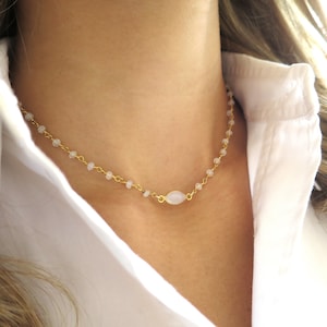 Collar de gargantilla de piedra lunar arco iris, collar de piedra lunar, piedra lunar delicada, piedra lunar de oro, collar de oro, collar de junio, piedra de nacimiento de junio