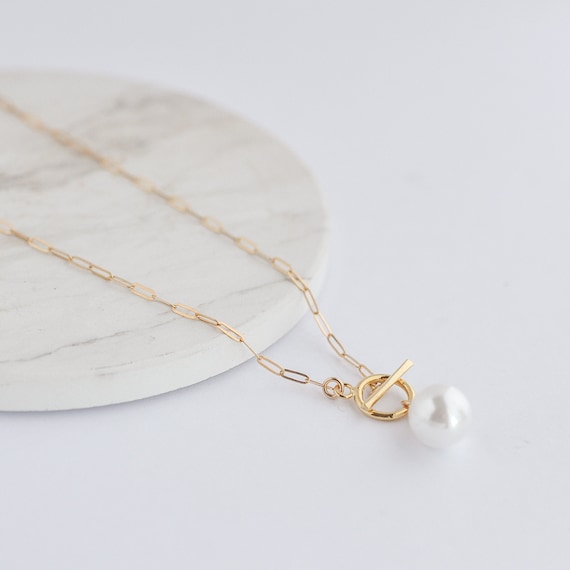 Pearl Necklace on Paperclip Chain with Toggle Clasp