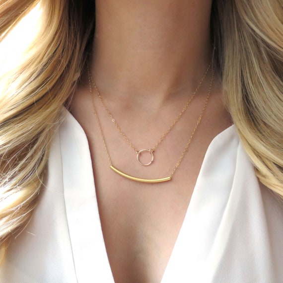 Dainty Layer Necklace with Open Circle and Bar