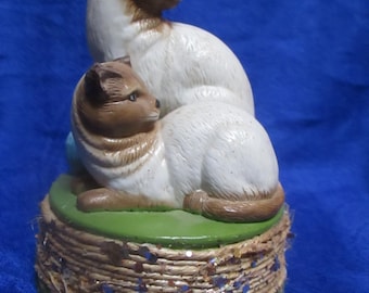Vintage Mother cat and Kitten figurine  - redesigned